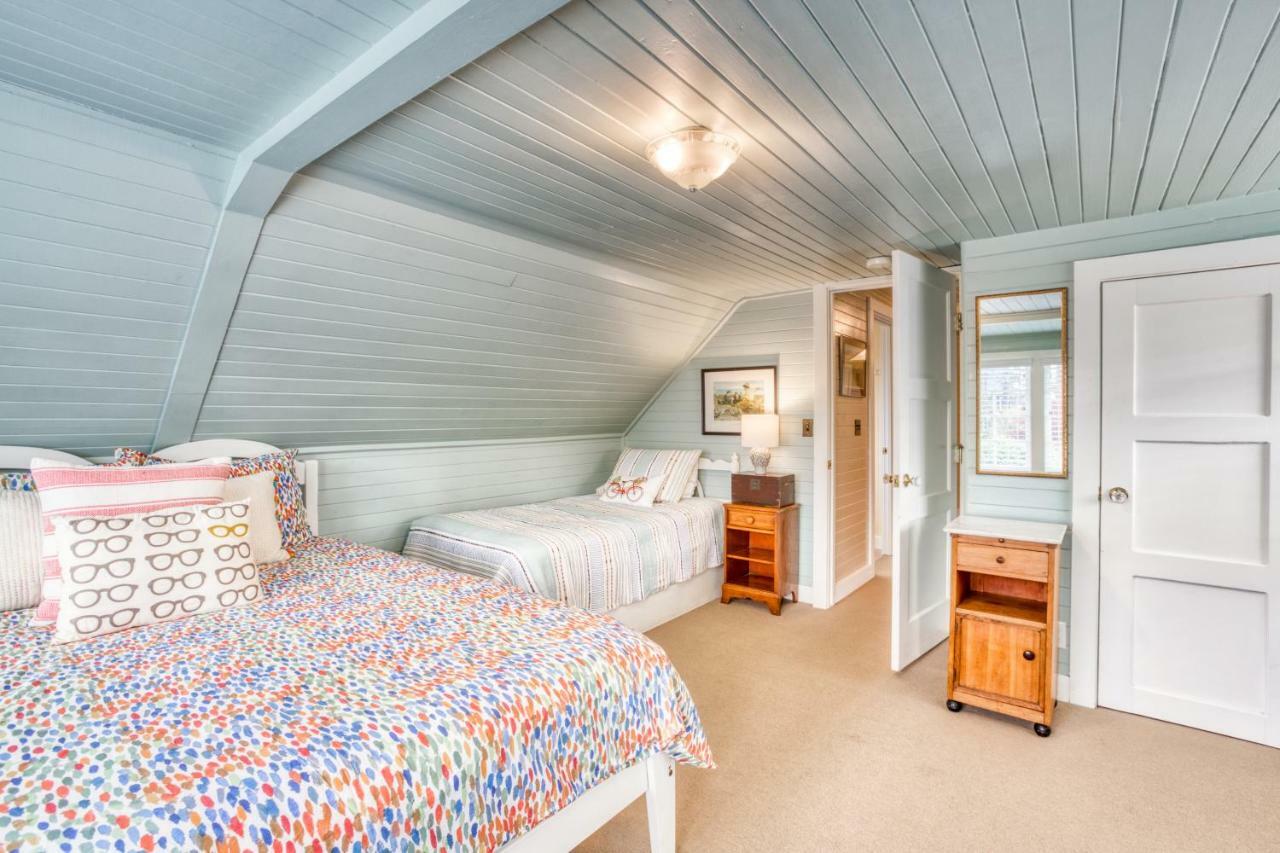 Seaside Classic Cottage Екстер'єр фото